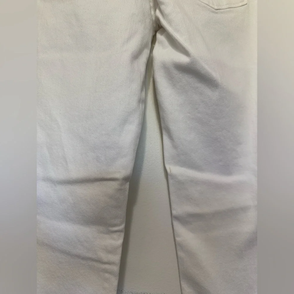 Levi's White Straight Leg Jeans - never worn - Picture 2 of 12